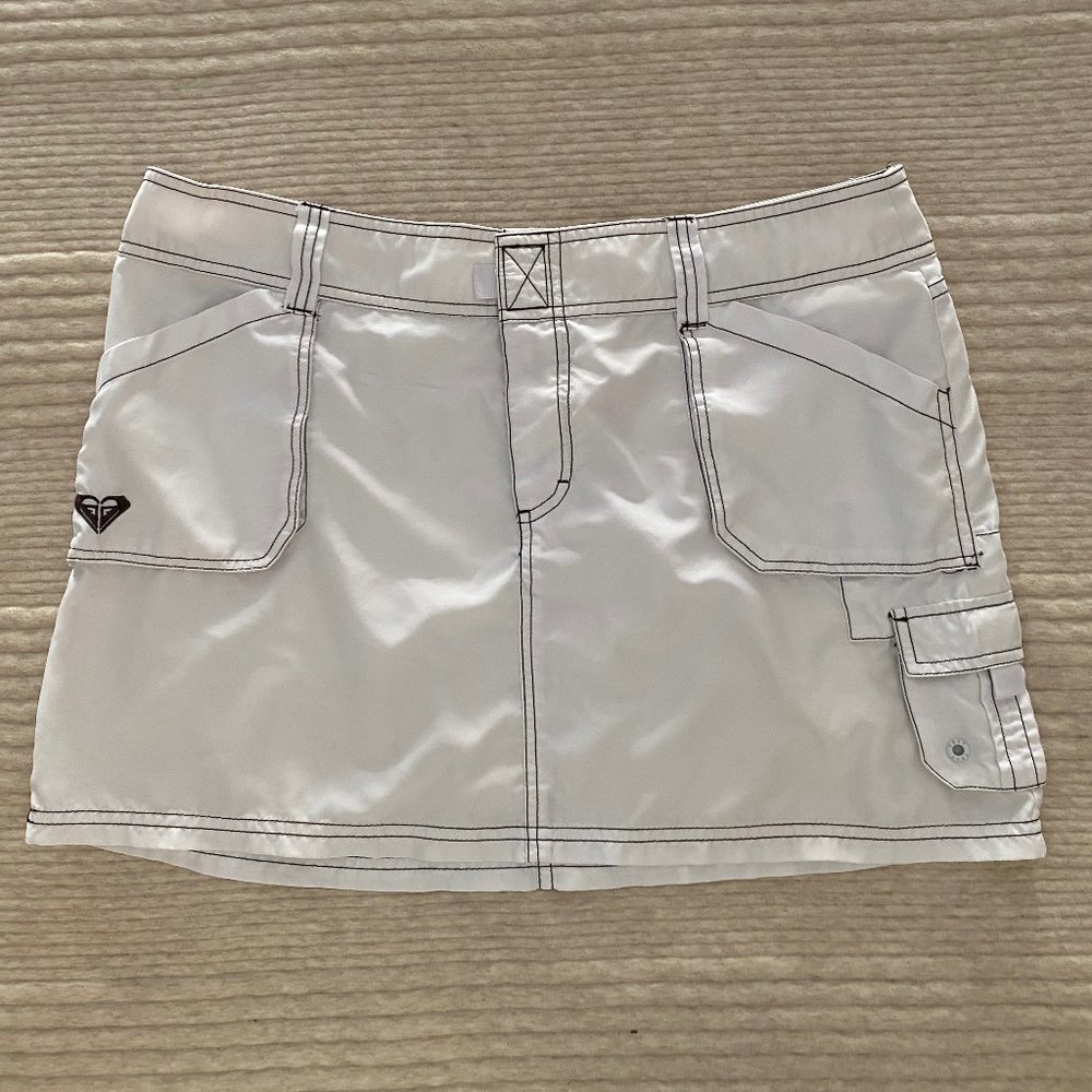 Roxy surf mini board white skirt